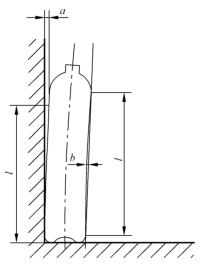 图 1 瓶体的垂直度与直线度示意图